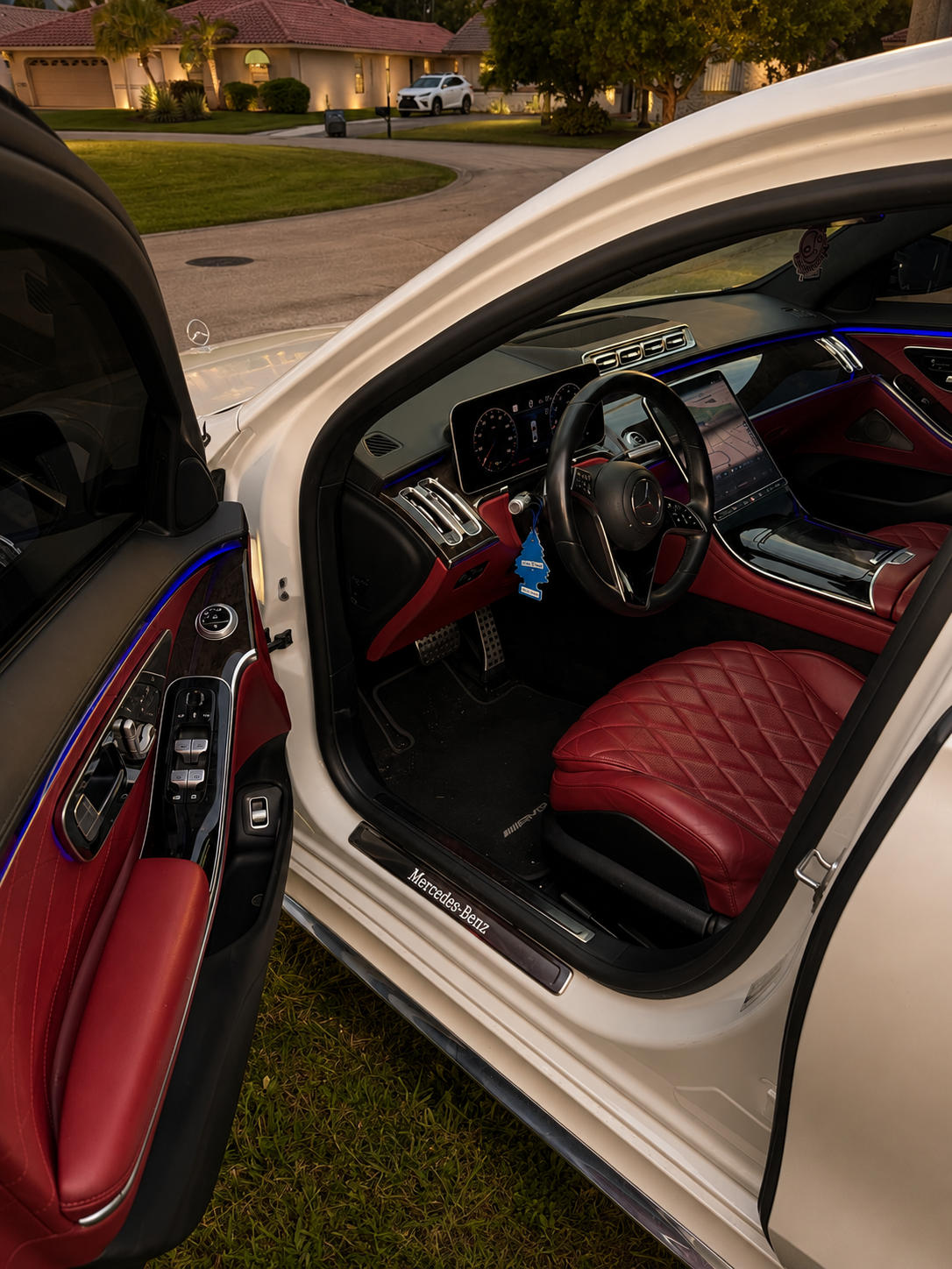 2025 Mercedes-Benz S580 — Interior